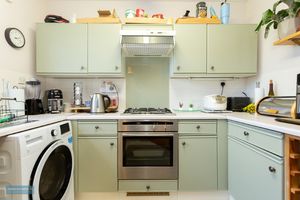 Kitchen- click for photo gallery